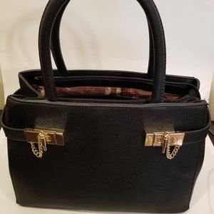 Black Handbag/Purse - Like New